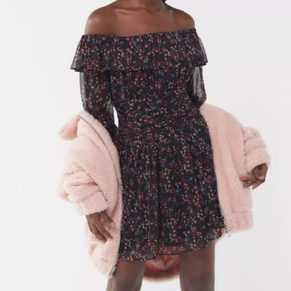Urban Outfitters Elaine Floral Off-The-Shoulder Feminine Mini Dress, Size 0